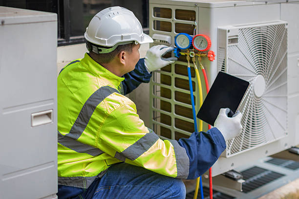 Professional Ductwork Repair technician working in Somerville, AL